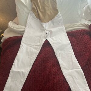 Maternity White Skinny Jeans and camouflage leggings
